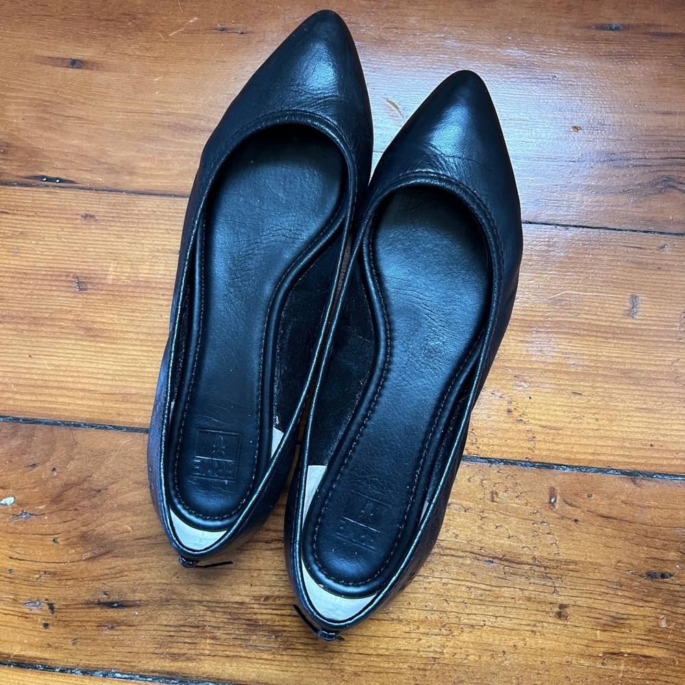 Frye Regina Ballet Flat Black Leather Size 9ish